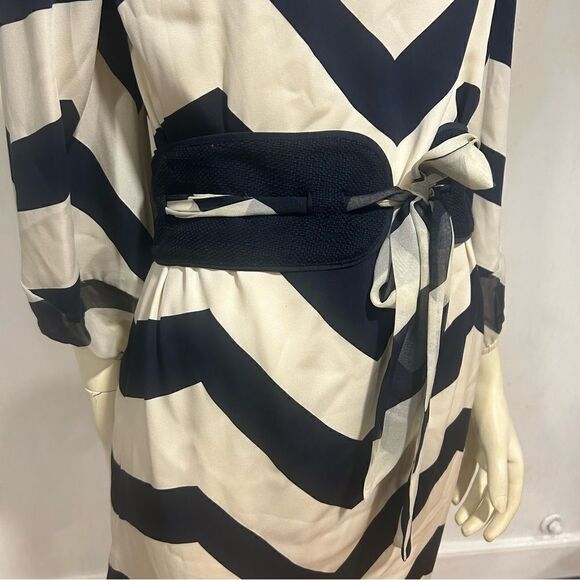DVF Brygid Silk Navy and Crème Belted Chevron Dress - Picture 8 of 12